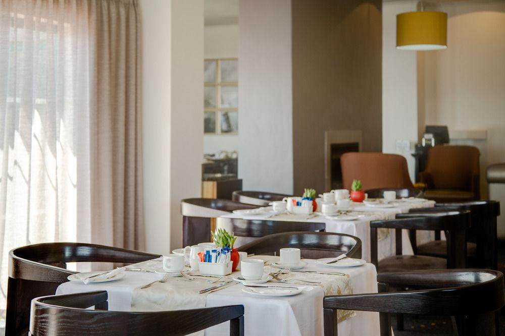 Protea Hotel By Marriott Cape Town Tyger Valley Bellville Dış mekan fotoğraf