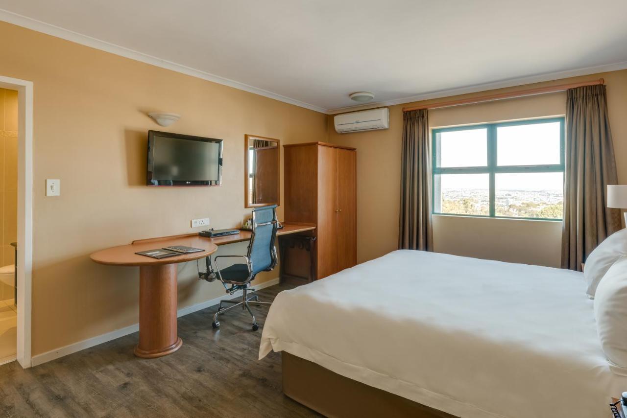 Protea Hotel By Marriott Cape Town Tyger Valley Bellville Dış mekan fotoğraf