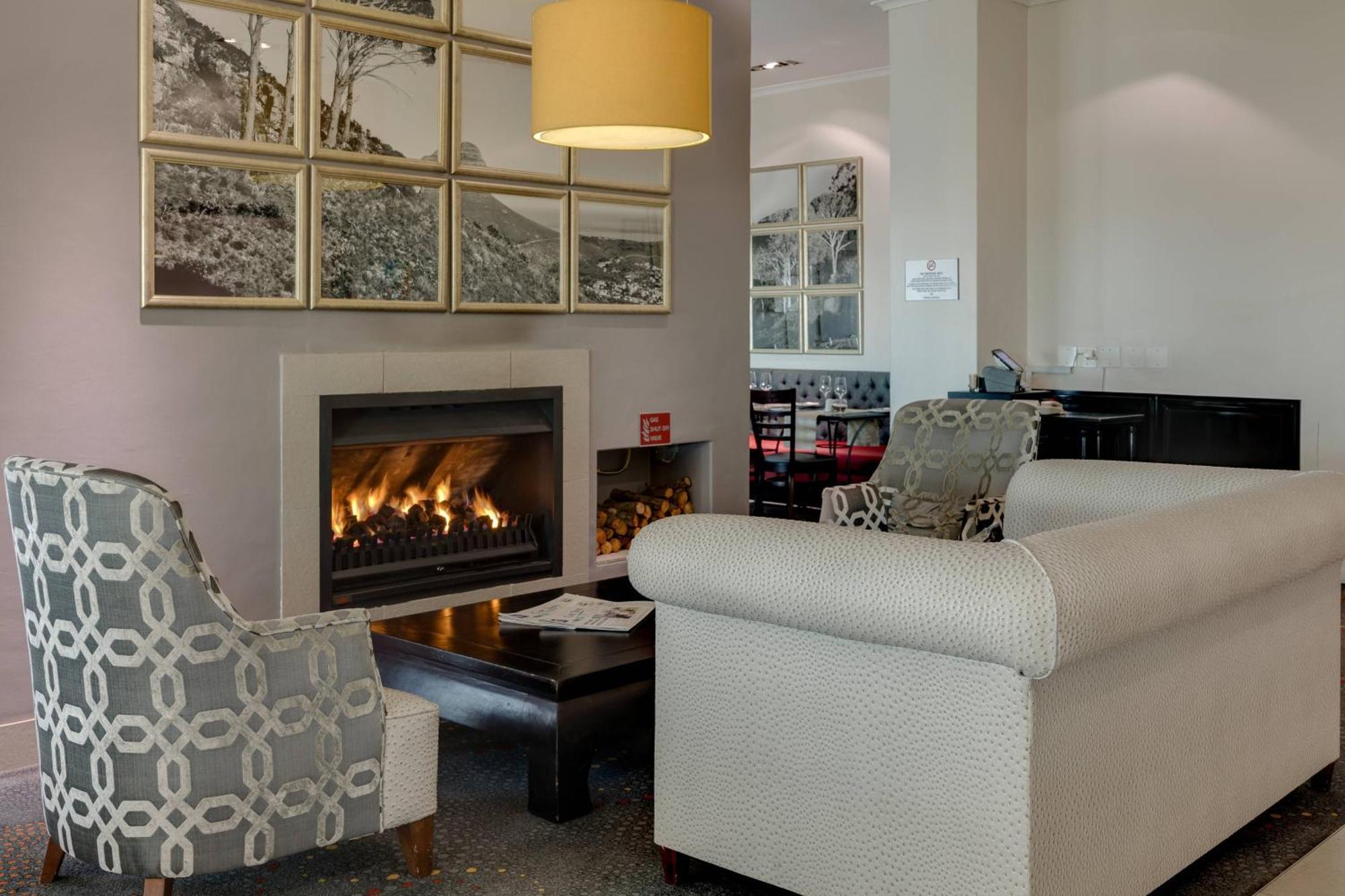 Protea Hotel By Marriott Cape Town Tyger Valley Bellville Dış mekan fotoğraf