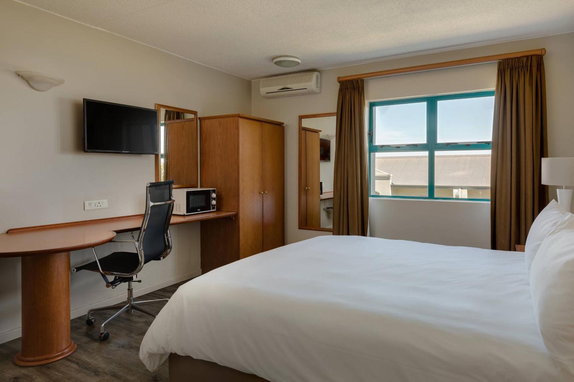 Protea Hotel By Marriott Cape Town Tyger Valley Bellville Dış mekan fotoğraf