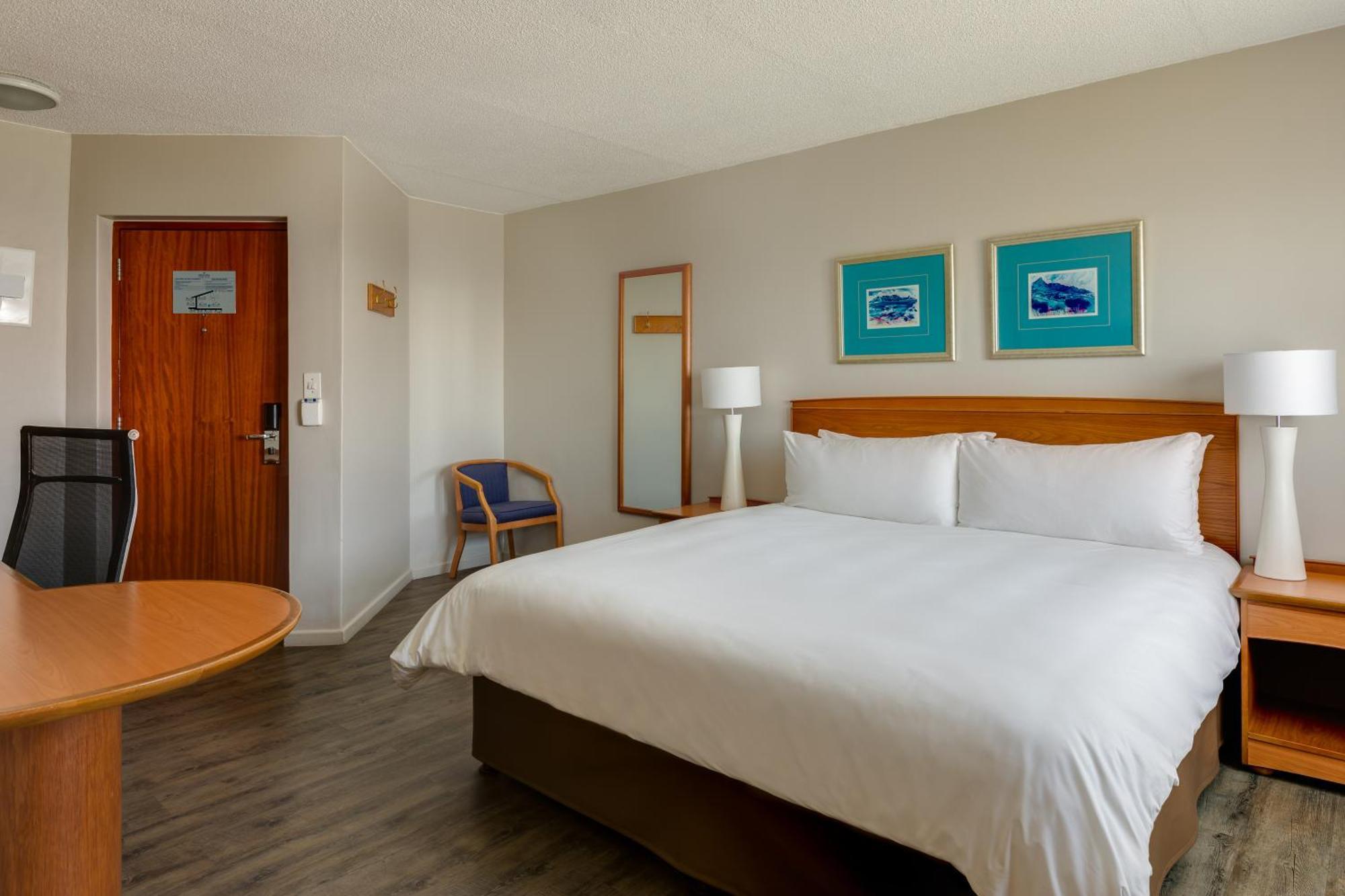 Protea Hotel By Marriott Cape Town Tyger Valley Bellville Dış mekan fotoğraf