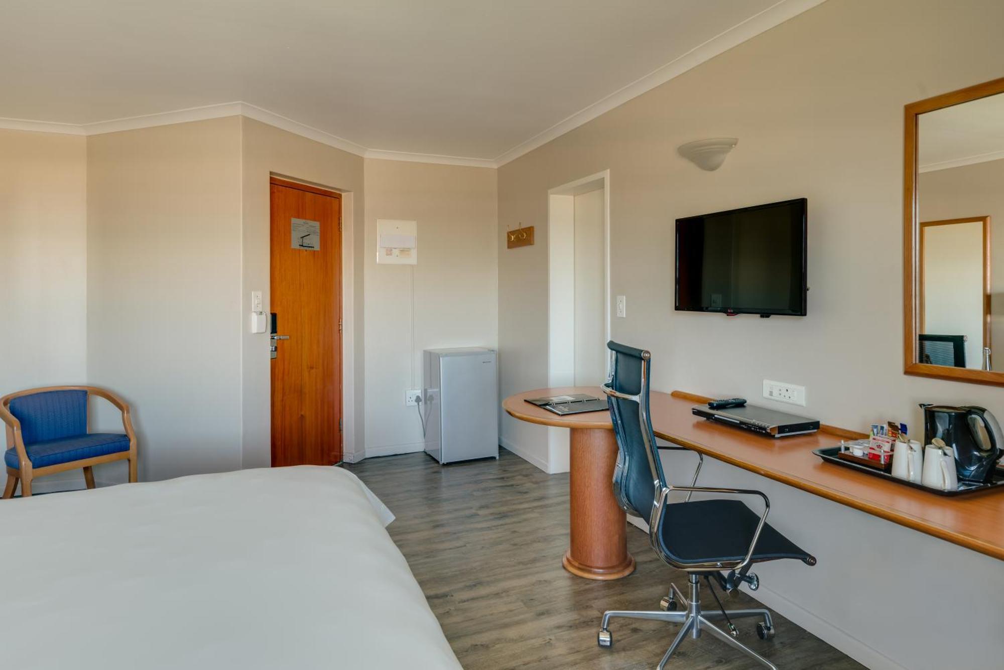 Protea Hotel By Marriott Cape Town Tyger Valley Bellville Dış mekan fotoğraf