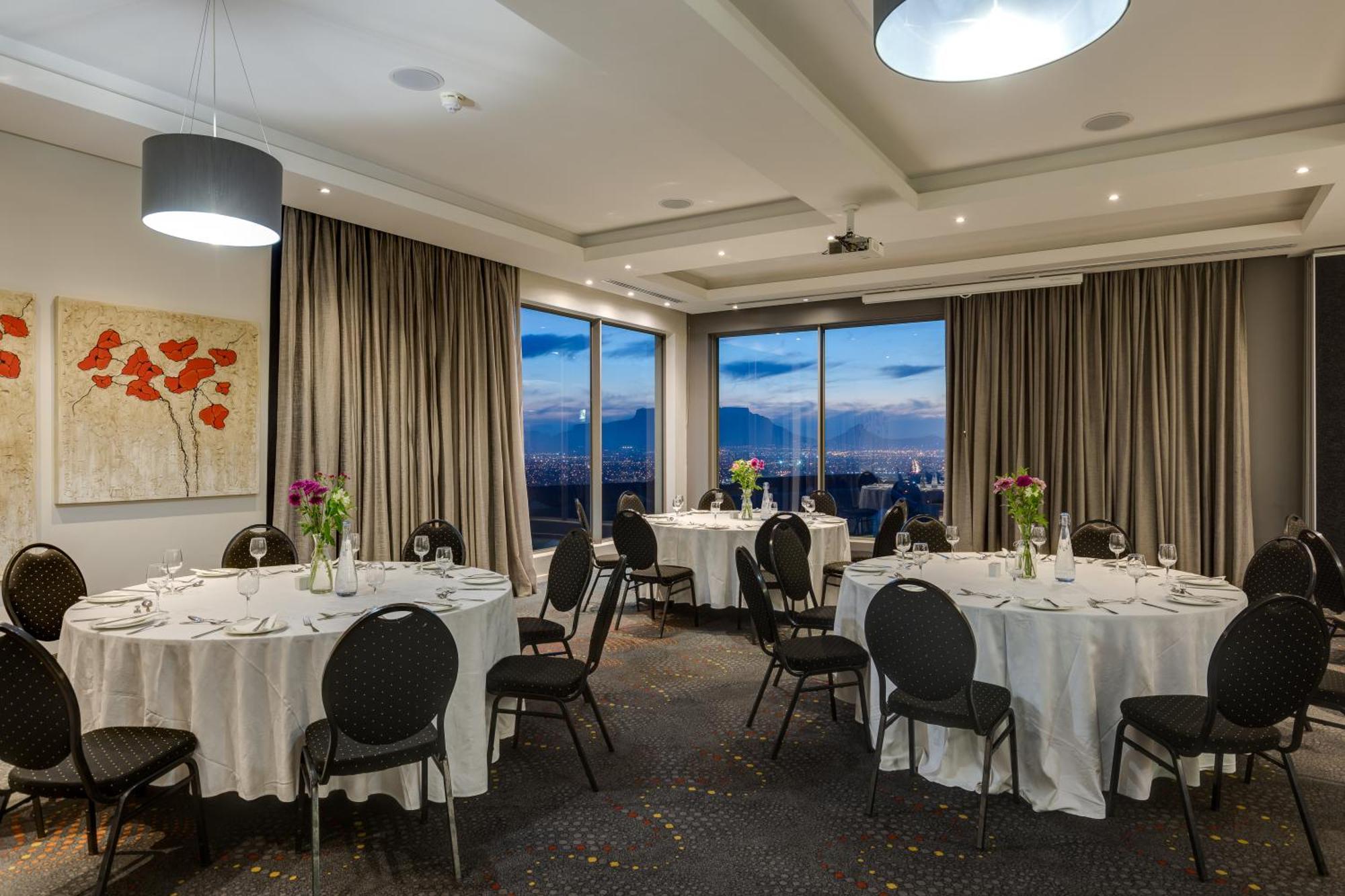 Protea Hotel By Marriott Cape Town Tyger Valley Bellville Dış mekan fotoğraf